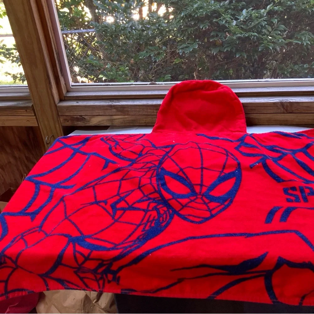 SPIDERMAN Hooded Bath Towel Beach Towel Kids Boys Girls UNISEX Size 3+